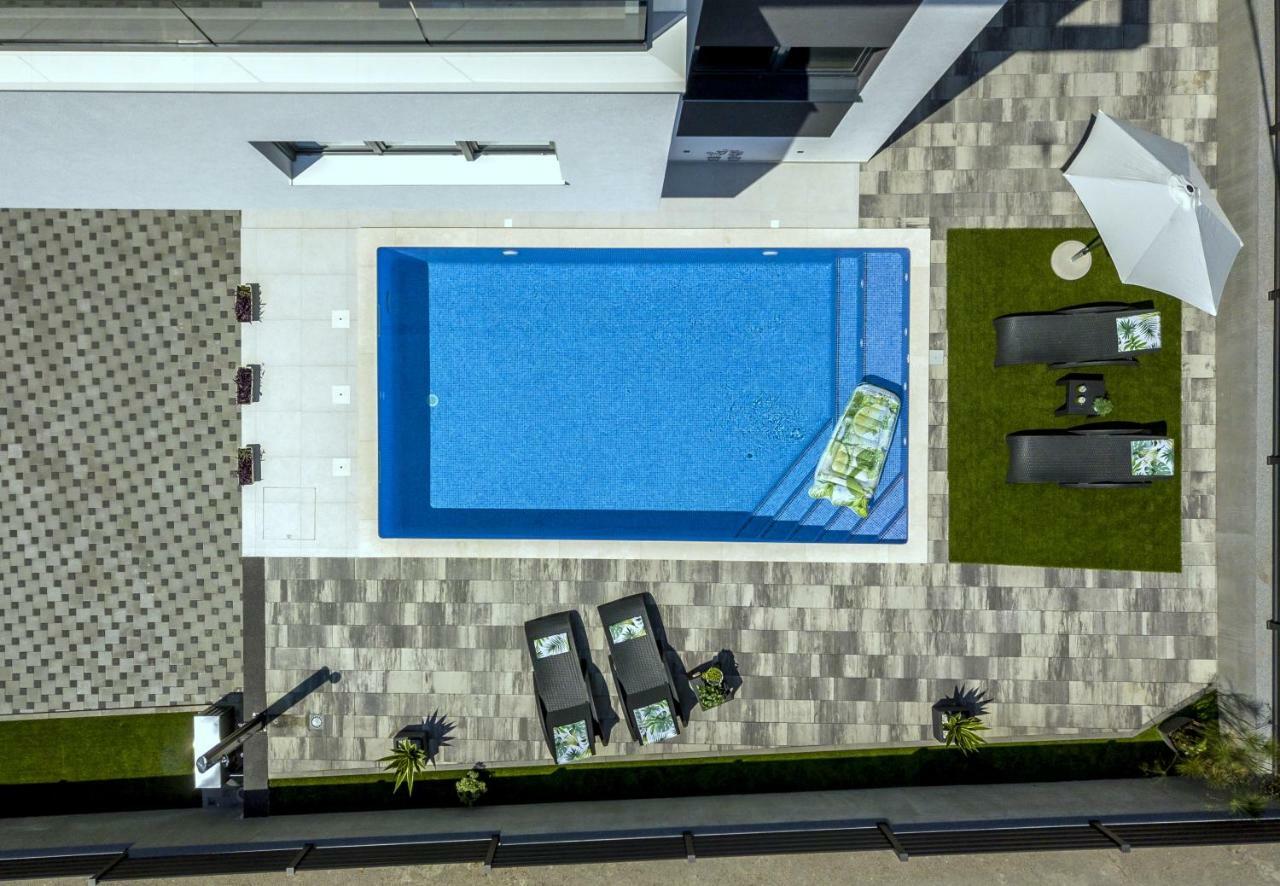Villa Ema Kastela With Private Heated Pool Exteriér fotografie